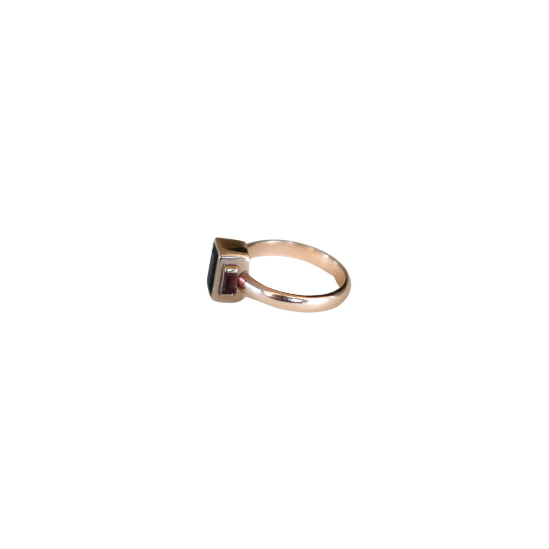 Picasso Abstract Ring in Emerlad