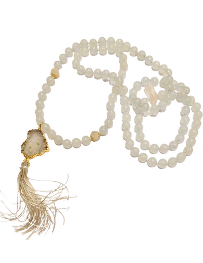 Handknotted White Agate Necklace